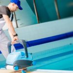 Poolreinigung mit Poolroboter