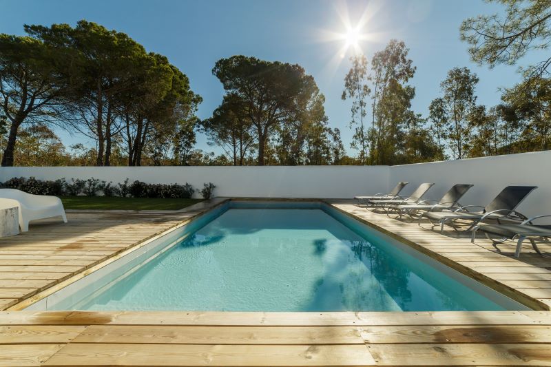 Pool mit Sonne